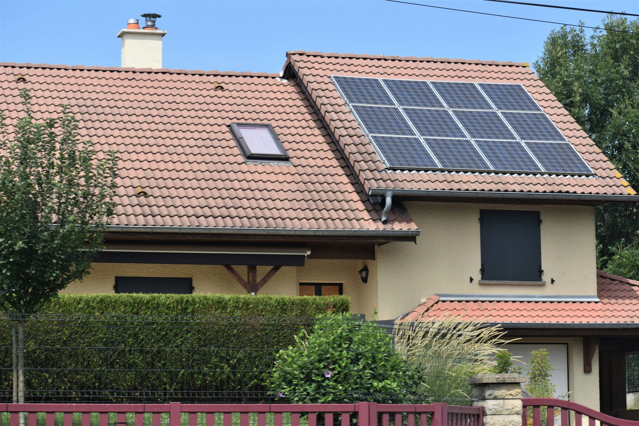 Top 10 Solar Companies in Kerala: Is Solar Worth It for Small…